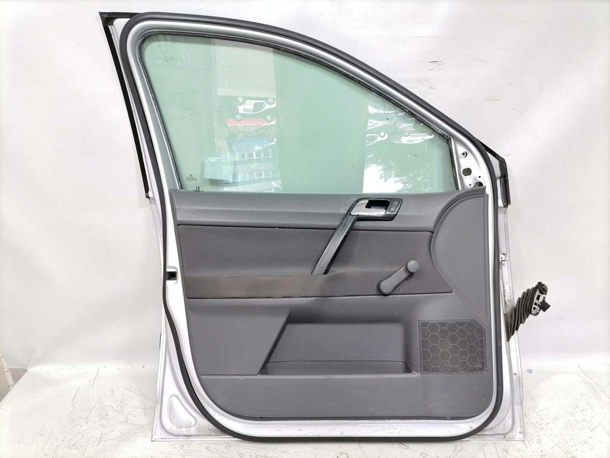 VW Polo 9N1 Tür vorn links LA7W Reflexsilber Metallic 5-Türer Bj.2003